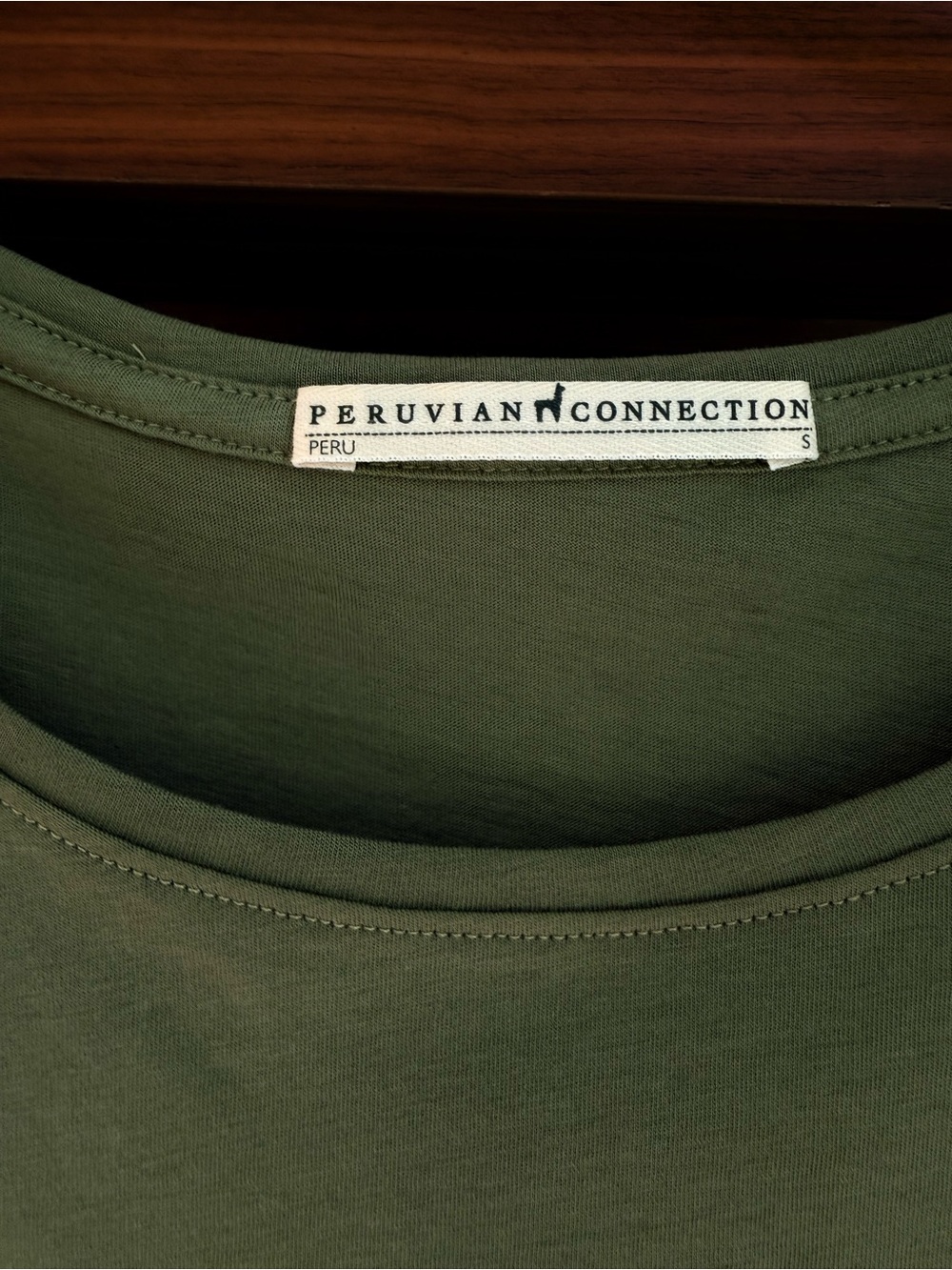 Peruvian Connection Green Scoop Neck Short Sleeve Tee - Picture 4 of 4